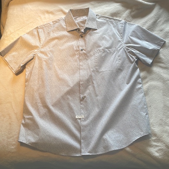 Calvin Klein Dress Shirt - Picture 1 of 3